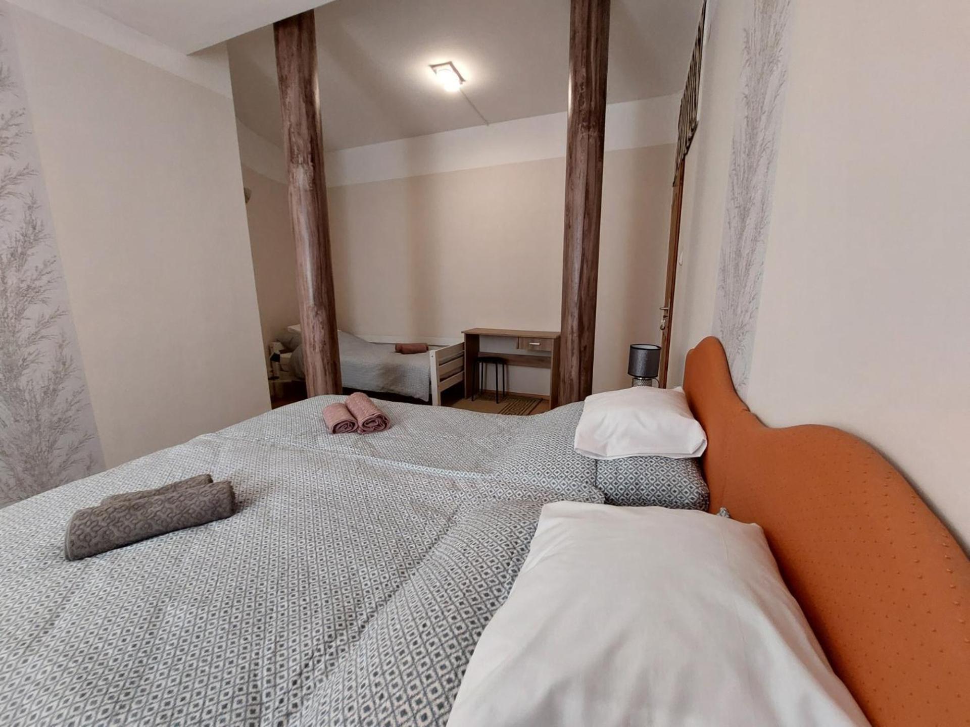 Csaladbarat Vendeglak Szegedi Maganszallashely 9 Fo Reszere, Nagycsaladok Es Barati Tarsasagok Reszere Exterior foto